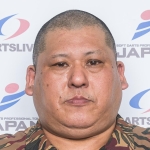 福岡 靖人