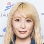服部 杏香